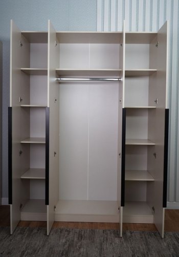 Шкаф 1600 мм Пальма с антресолью, Сатин (ДСВ) в Красноуральске - krasnouralsk.mebel-e96.ru