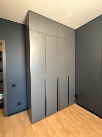 Шкаф 1600 мм 4-х створчатый Норд с антресолью графит (Миф) в Красноуральске - krasnouralsk.mebel-e96.ru